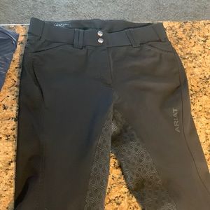 2 Ariat pro series full seat breeches. 2 FOR THE PRICE OF 1